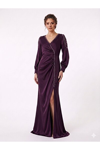 DAY BY DAY Plain Evening Gown with Side Sequin Embroidery and Front Side Slit