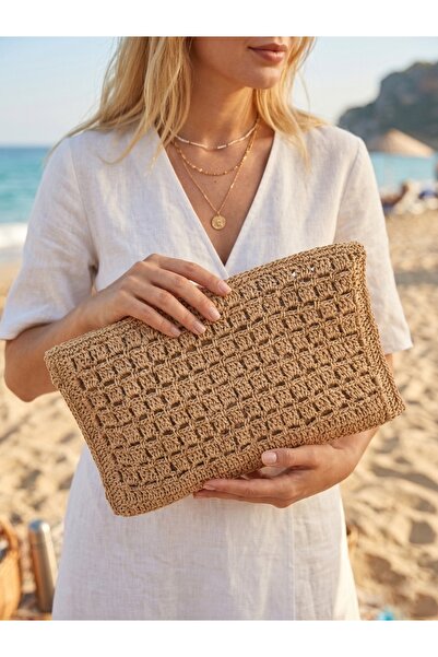 Enie Γυναικεία Μπεζ Ψάθινη Τσάντα Clutch Χειροποίητη με φερμουάρ-Χωρίς επένδυση