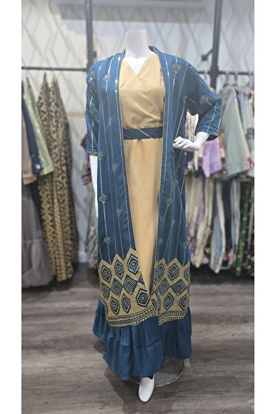 Shams Fashion جلابية تطريز ترتر ثلاث قطع