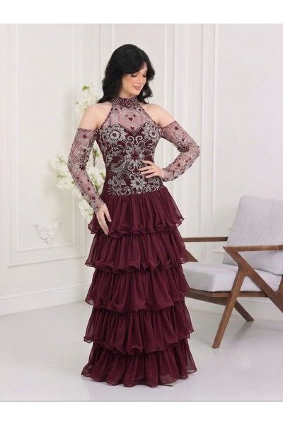 tasmim kian فستان سهرة مخملي فاخر