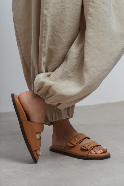 NİŞANTAŞI SHOES Cute Light Tan Matte Double-Strapped Flat Sole Women's Slippers