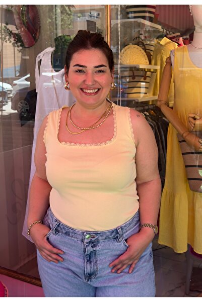 Store Büyük Beden Kare Yaka Bluz