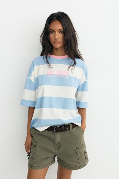 Pull & Bear Oversize grafikli çizgili tişört