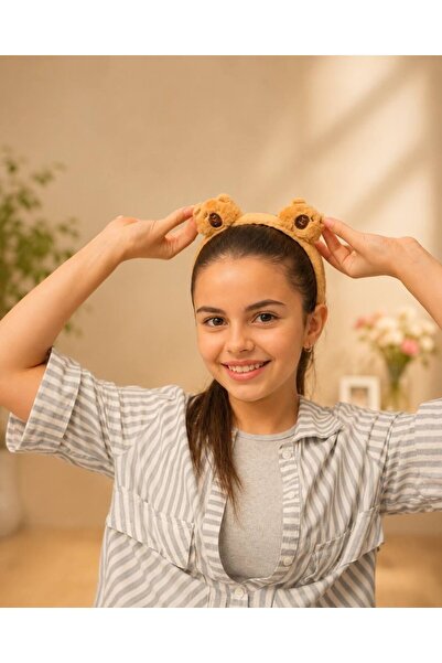 MD Moda Accessories تاج أذني الكابيبارا المصنوع من القطيفة