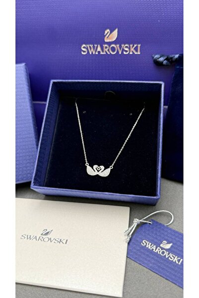 Generic Celestial Design Crescent Moon and Star Pendant Necklace