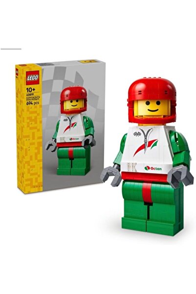 LEGO Up-Scaled Racing Driver Minifigure 40819