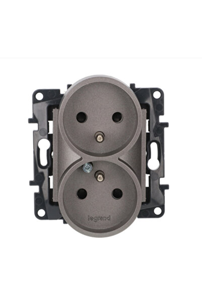 Legrand Niloe Step Priză de alimentare dublă 2x2P+Z pentru cadre multiple, te...
