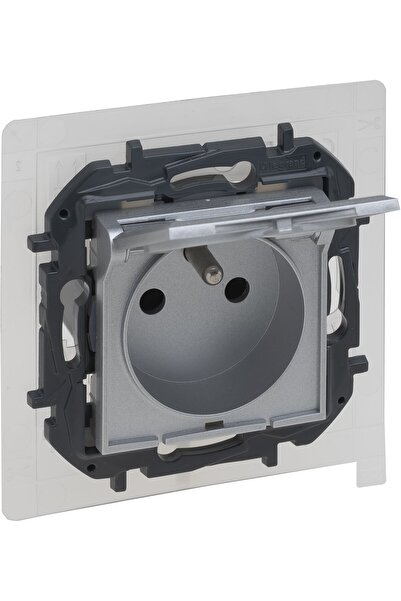 Legrand Niloe Step Gn 2p+z IP44, terminale auto, cu obturator - culoare alumi...