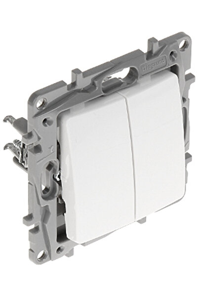 Legrand Conector dublu scări 10AX alb (764502)