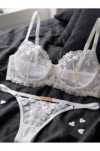 FeraShowroom Underwire Heart Patterned Bra Set Transparent