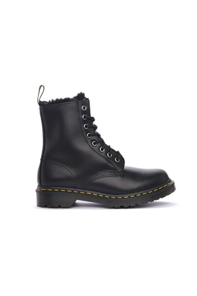 Dr. Martens Serena