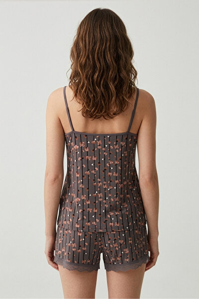 HNX Kadın Desenli Dantel Detaylı İp Askılı Şortlu Pijama Takım