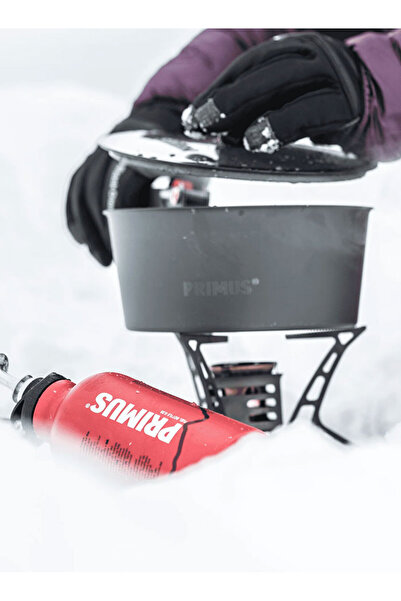 Primus Refillable Fuel Bottle Red 1L, Lightweight Aluminum Liquid Fuel Container for Camping & Expedition Stoves, Compatible with OmniFuel, MultiFuel, OmniLite Ti Systems