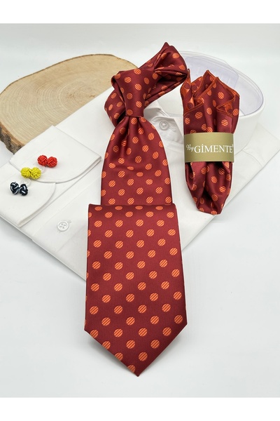 Gutiero Classic Tie with Red Polka Dot Handkerchief