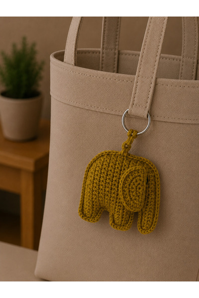 FLY LIFE سلسلة مفاتيح/تعليقة حقيبة أميجورومي محبوكة يدويًا