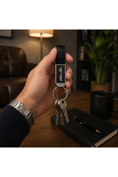 Bk Gift Kişiye Özel İsim Yazılı Siyah Deri Detaylı Metal Anahtarlık
