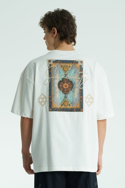 SHANBERWEAR Halı Motifli Baskılı Oversize Tişört