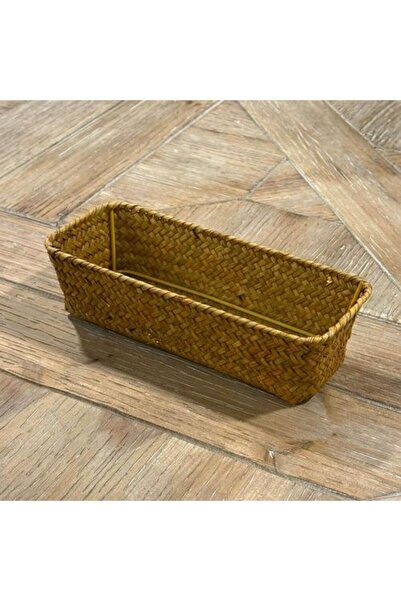 SPR Small Rattan Basket سلة راتان صغيرة