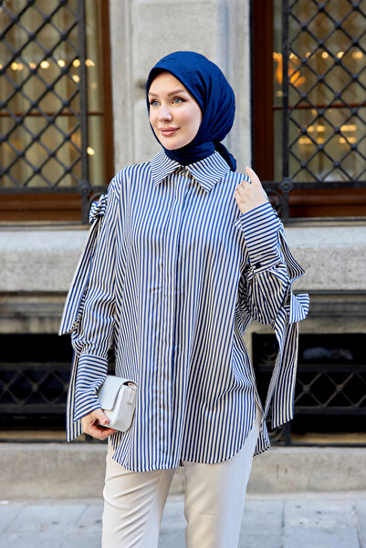 LOCCO Women's Stripe Pattern Bow Tie Shirt Navy Blue