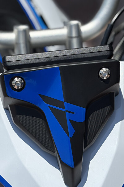 Banxtre Head Detail R Logo Sticker (1 Piece) for Rks Srk 125S Naked Model