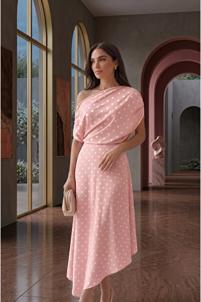 Lovely butik Πουά φόρεμα με έναν ώμο, ντραπέ, ασύμμετρης κοπής