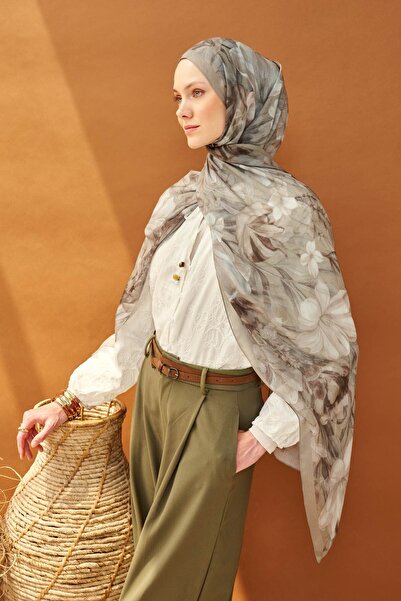 Silk Home شال ريفا تينسل وايلد فلاور رمادي