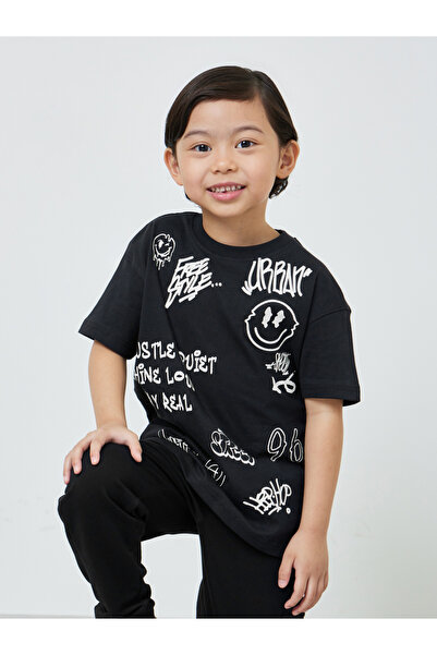 Styli Boys Graffiti Print Oversized T-Shirt