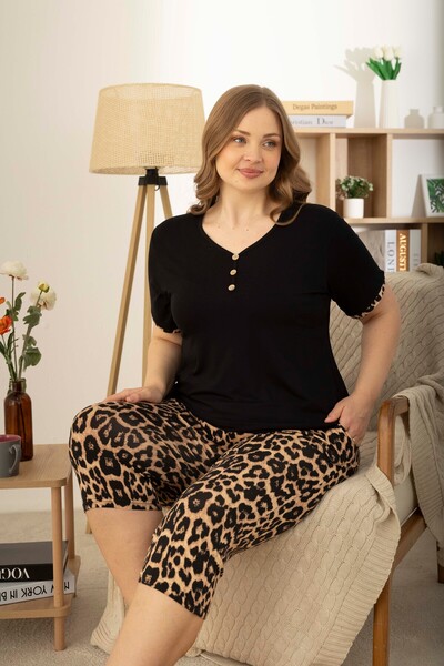 Miss Meryem Siyah Viskon Kısa Kol Büyük Beden Kapri Pijama Takım