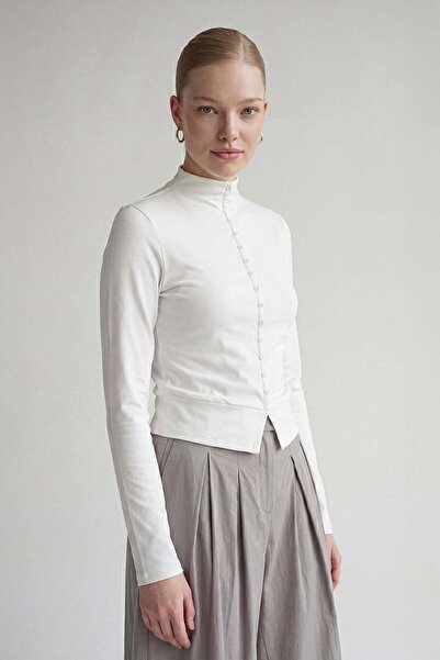 Levidor White Cardigan