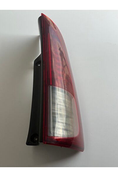 Renault Lampă stop dreapta aripa Espace an 2006 cod 8200394724
