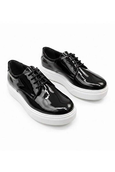 Zekids Boys' Orthopedic Patent Leather Design Shoes