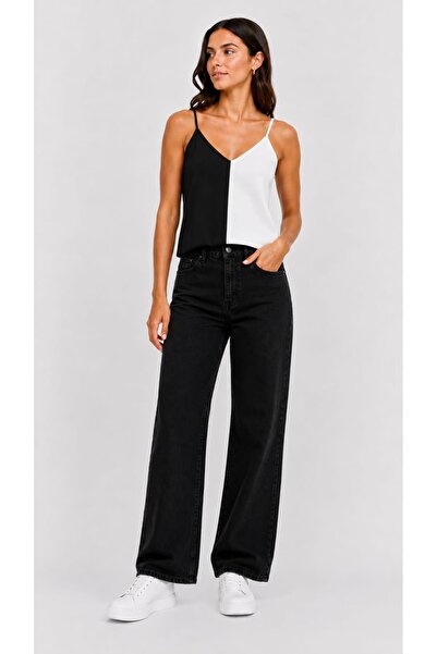 onno style women Γυναικεία πλεκτή μπλούζα με λαιμόκοψη V και τιράντες χωρίς μ...