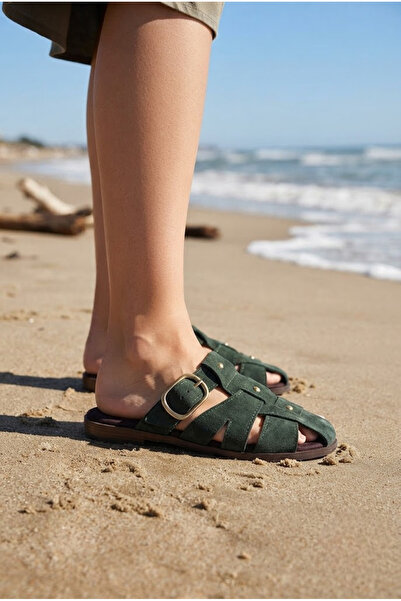 ShoeTek Γυναικείες παντόφλες Werra με χιαστί λουράκια και πόρπη, πράσινο σουέντ