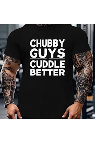 01THEONE تي شيرت رجالي بتصميم "Chubby Guys Cuddle Better" - مقاس كبير، ماص لل...