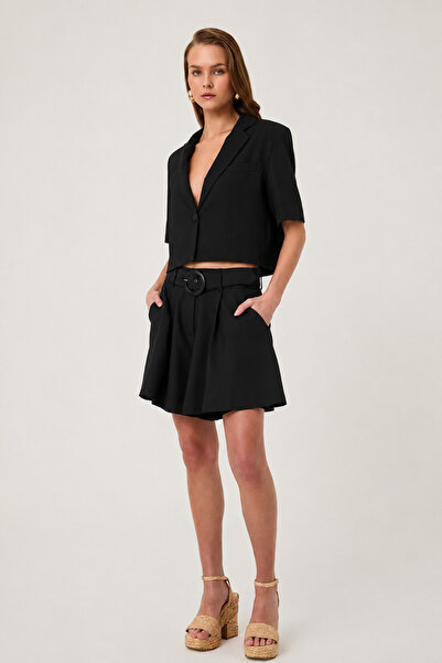 JUSTA Quzu Belt Detailed Mini Shorts Natural
