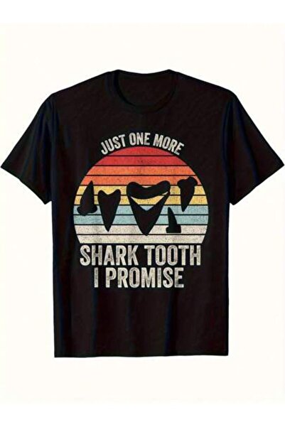 NOURAM تي شيرت بتصميم جرافيك عتيق بنقشة أسنان قوية مع نص "Just One More Shark...