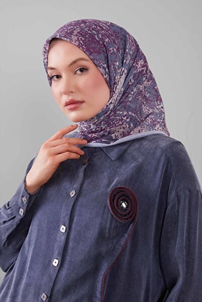 Levidor Gray Mosaic Pattern Silk Cotton Scarf