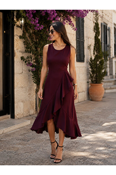 Kokosh moda Timeless Elegance - Women's Black Asymmetrical Cut Midi Dress wit...