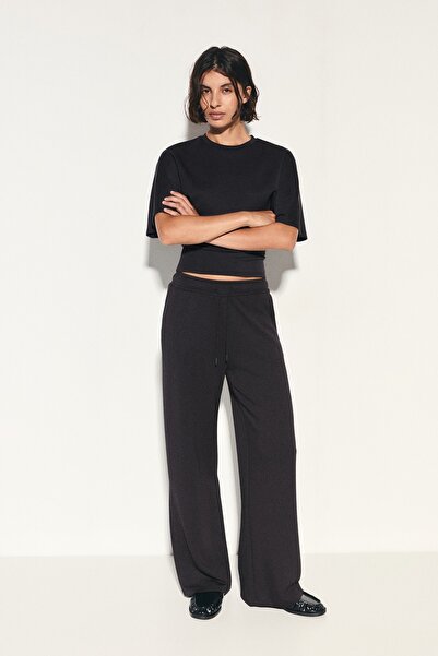 Pull & Bear Modal içerikli geniş paça pantolon