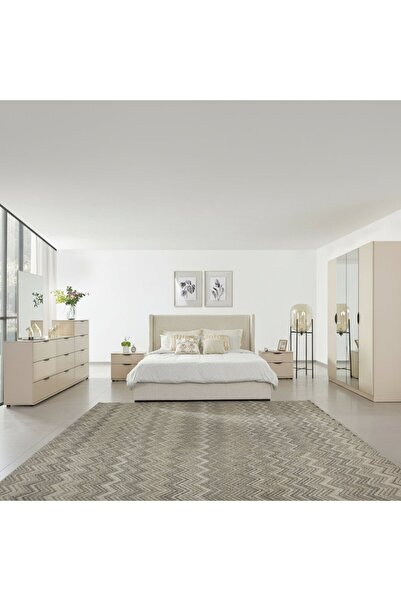 Roots Furniture طقم غرفة نوم بلون البيج من بيسكي