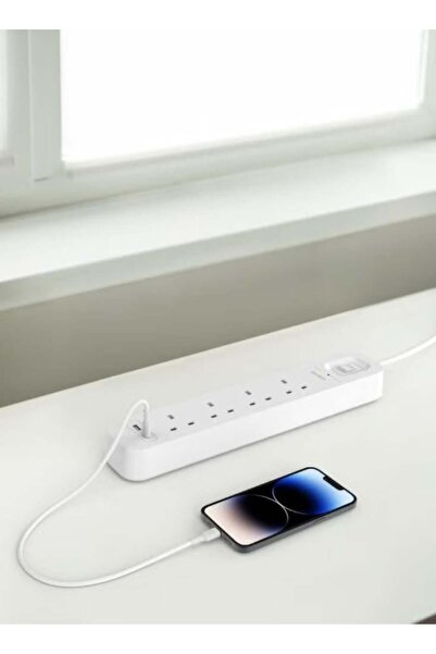 Belkin شريط طاقة بـ 4 منافذ مع منافذ USB-A و USB-C بقوة 18 واط، بطول 2 متر