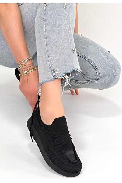 DMR Elegance Renji Black Knitwear Lace-Up Sports Shoes