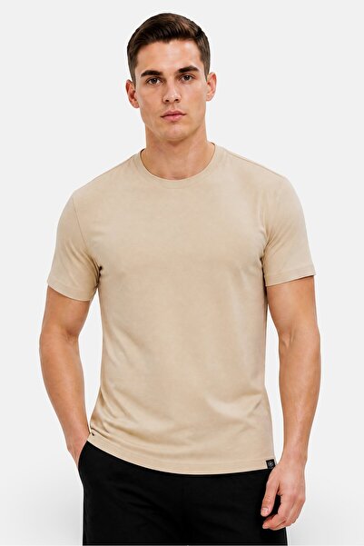 gaiam Men Slim Fit Short Sleeve Training T-Shirt, Beige