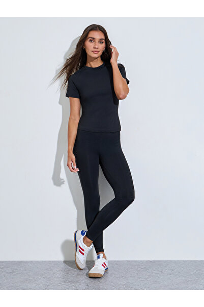 Styli Black Solid Short Sleeve Fitted Top and Leggings Co-Ords