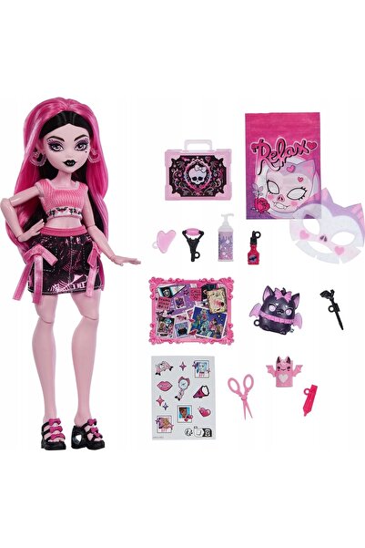 MONSTER HIGH Strasyyrelax Păpușă de îngrijire personală Draculaura JHK43