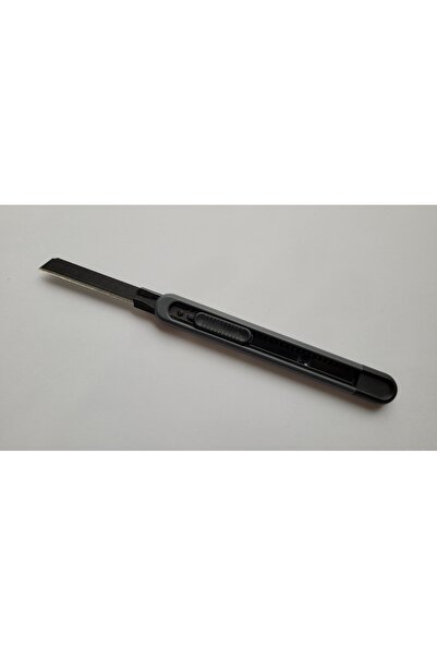 Proline Cuțit multifuncțional cu lamă zimțată de 9mm DISPLAY 30006