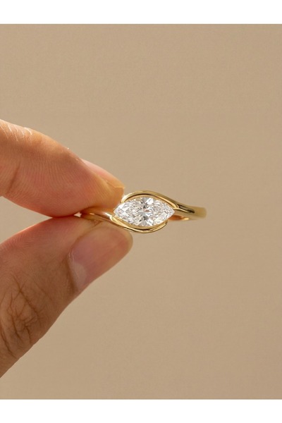 Choice1 6 Golden 925 Sterling Silver Gorgeous Fashionable V-shaped Zircon Rin...