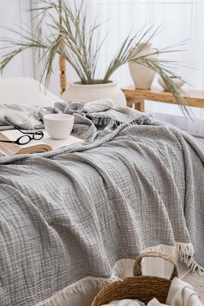 The Lorıen Atelıer Carla 100% Cotton Double Muslin Bedspread