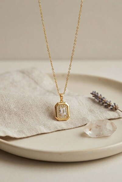 Inure Jewelry سلسلة فولاذية 316L ذهبية اللون على شكل مربع