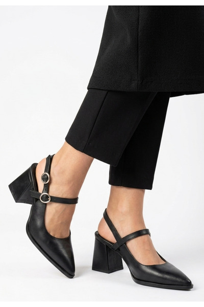 lucistep Tegda black leather heeled shoes black